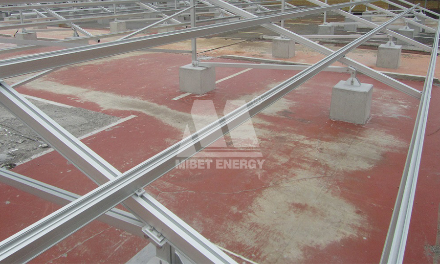 太陽(yáng)能光伏板支架