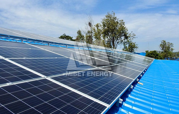 彩鋼瓦屋頂支架系統(tǒng)在施工中有哪些注意事項？