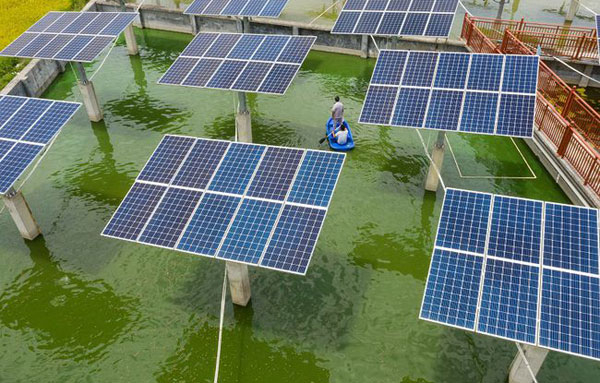 水上漁光互補光伏發(fā)電有什么優(yōu)勢？發(fā)展?jié)摿θ绾危? /></div>
                        <div   id=