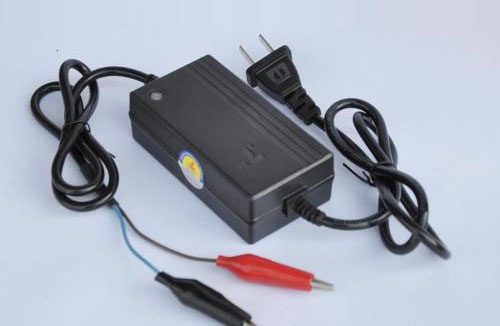 鉛酸蓄電池充電器與鋰電池充電器的區(qū)別？