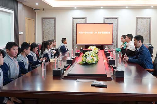 匠心鑄造新能，聚力啟迪未來！邁貝特攜手青少年探索綠色智造工廠